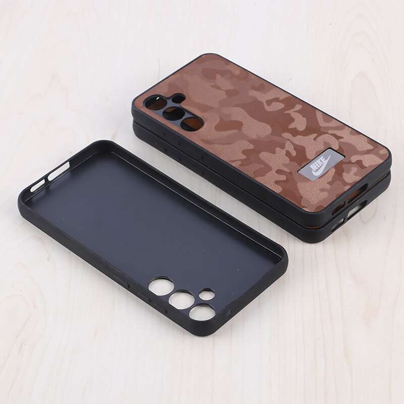 قاب Nike سامسونگ Galaxy S23 FE 5G طرح چریکی محافظ لنزدار - 2