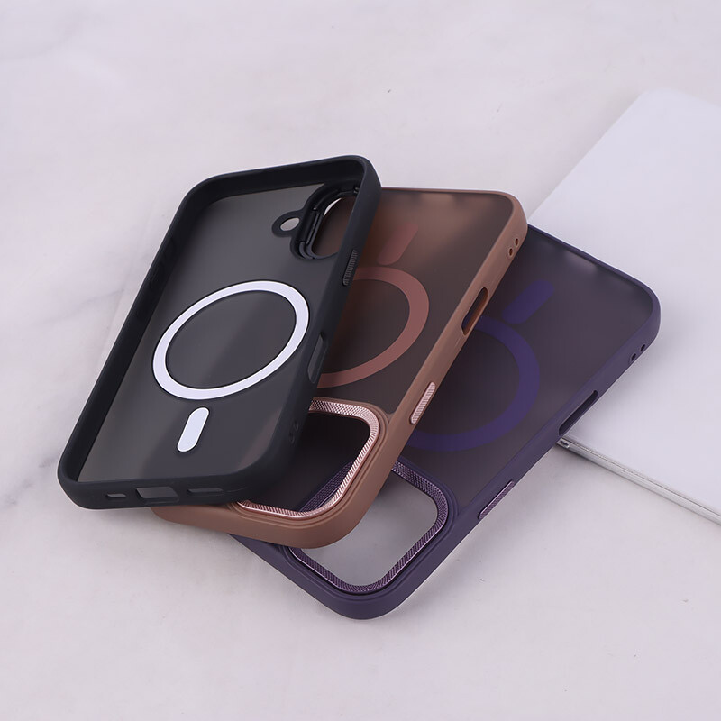 قاب PC مگ سیف آیفون iPhone 16 پشت مات محافظ لنز متال - 6