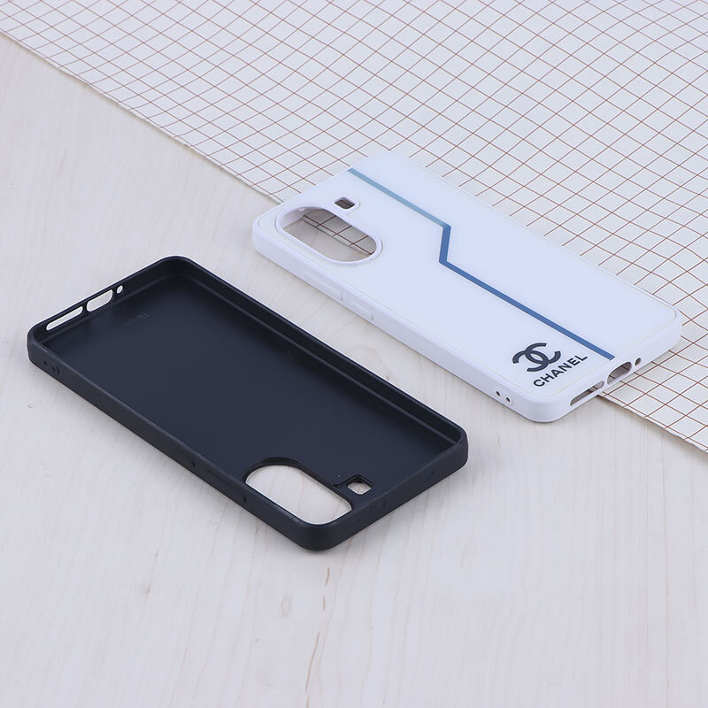 قاب PC شیائومی Poco X7 Pro طرح Louis Vuitton/Burberry - 3