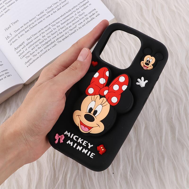 قاب سیلیکونی آیفون iPhone 16 Pro پاپ سوکت دار طرح Mickey & Minnie Mouse - 5