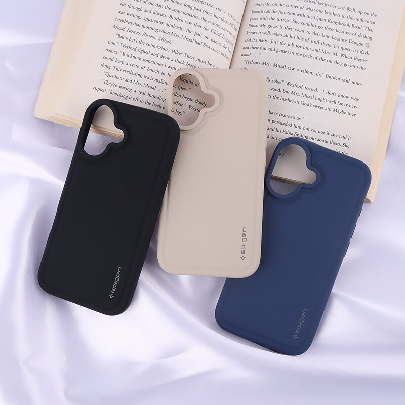 قاب سیلیکونی ژله ای Spigan آیفون iPhone 16