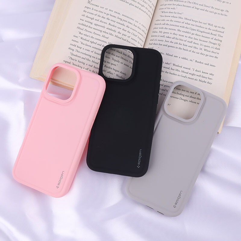 قاب سیلیکونی ژله ای Spigan آیفون iPhone 16 Pro Max - 2