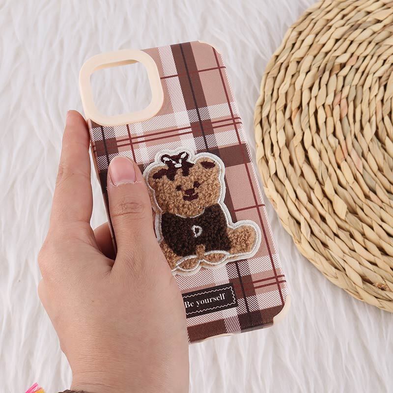 قاب ژله ای آیفون iPhone 13 / 14 طرح Burrbery Teddy - 2