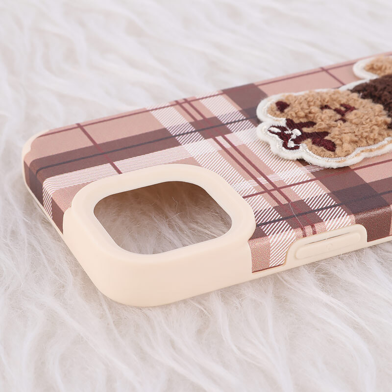 قاب ژله ای آیفون iPhone 13 / 14 طرح Burrbery Teddy - 4