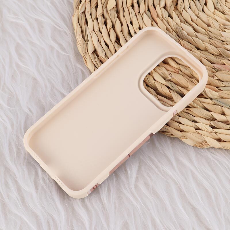 قاب ژله ای آیفون iPhone 15 Pro طرح Burrbery Teddy - 3