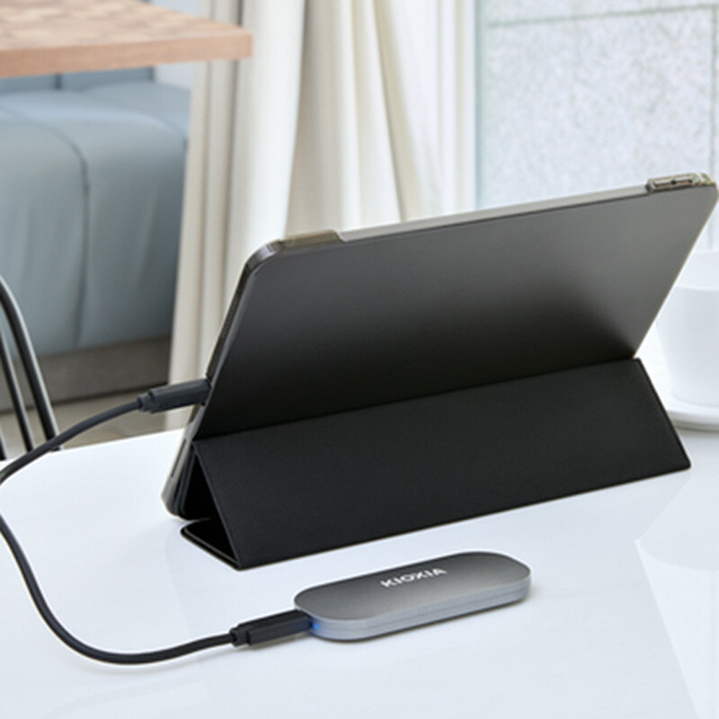 حافظه اکسترنال SSD کیوکسیا Kioxia Plus 2TB - 3