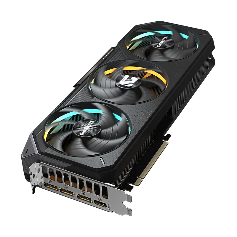 کارت گرافیک GIGABYTE GeForce RTX 5070 GAMING OC 12GB GDDR7 192Bit - 7