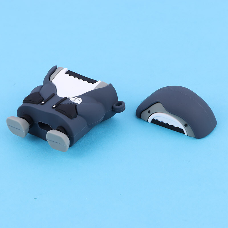 کاور سیلیکونی عروسکی ایرپاد The North Face 1 / 2 طرح کوسه فانتزی - 2