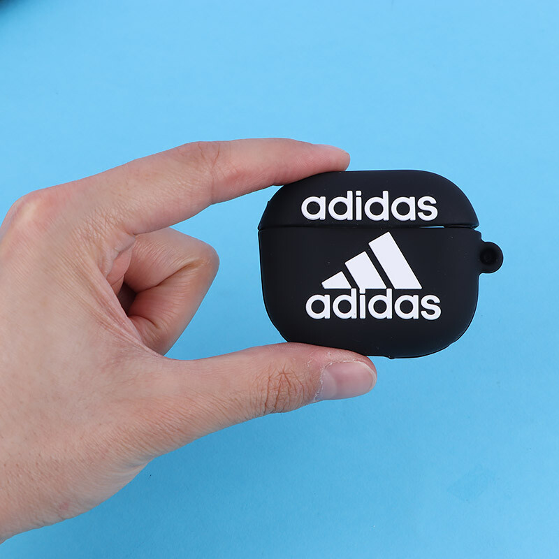 کاور سیلیکونی ایرپاد 2 / 1 طرح Adidas - 4