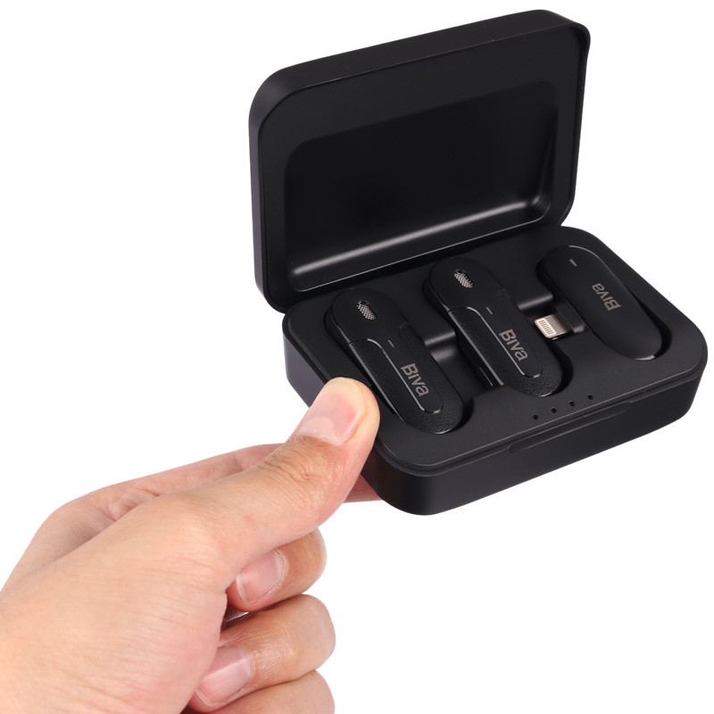 میکروفون یقه‌ ای بی سیم دوتایی بیوا WM-05 Lightning - 5