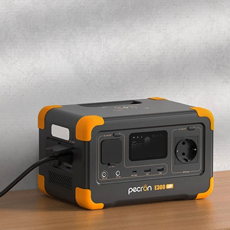 پاور استیشن پکرون E300 LFP 600W ظرفیت 15000 میلی آمپر ساعت - 3