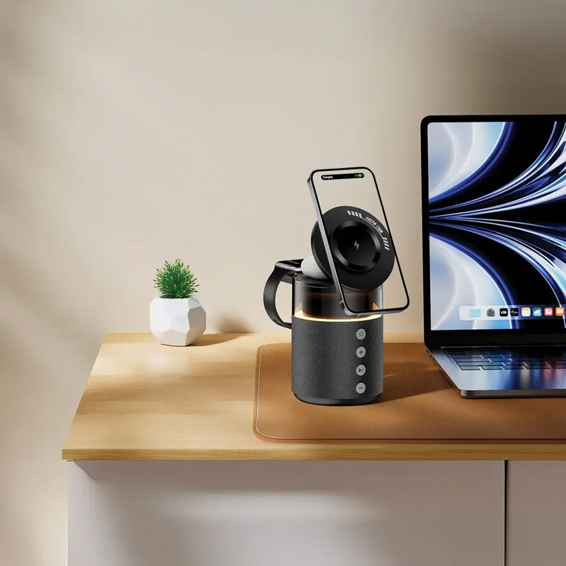 شارژر بی سیم و چراغ رومیزی اسپیکر دار گرین لاین Wireless Charger 5 in 1 - 5