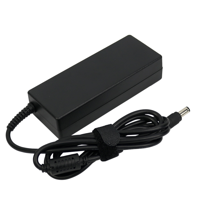 شارژر لپ تاپ Toshiba 15V 5A - 2